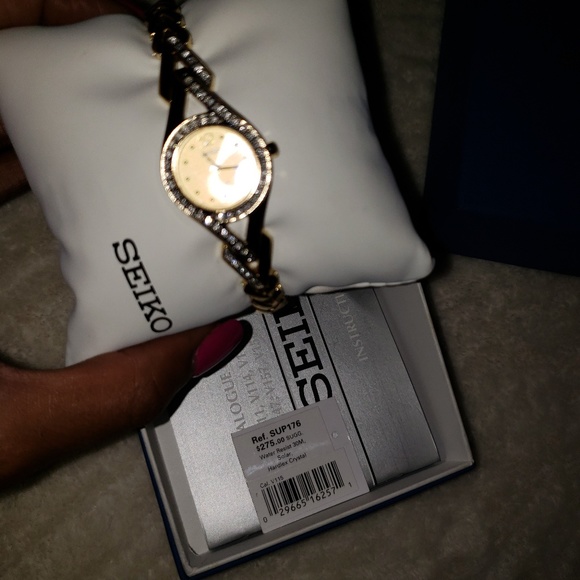 Seiko diamond watch/bracelet - Picture 5 of 7